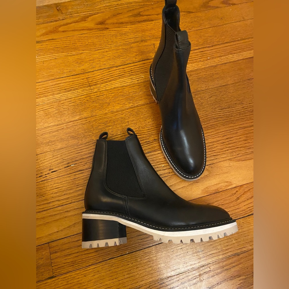 Aquatalia SAM booties